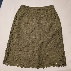 Ann Taylor size 2 flower skirt